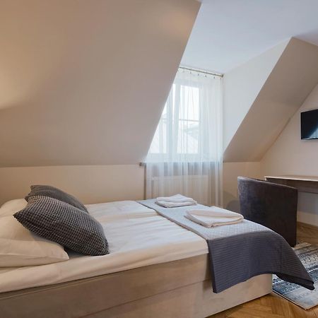 Around Market Square Apartments كراكوفيا المظهر الخارجي الصورة