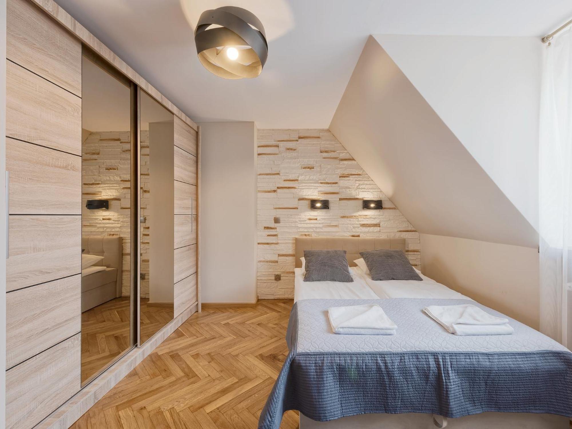 Around Market Square Apartments كراكوفيا المظهر الخارجي الصورة