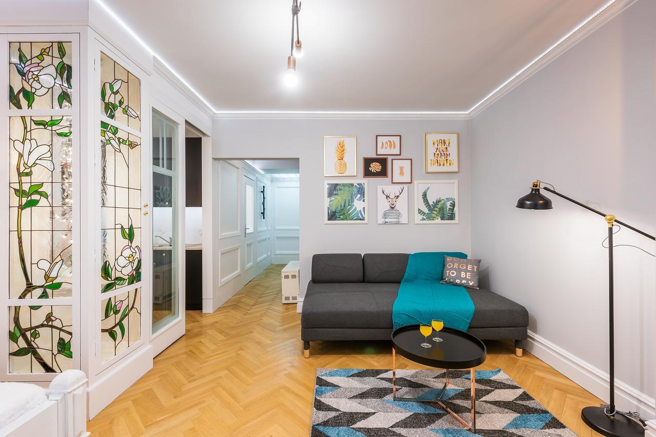 Around Market Square Apartments كراكوفيا المظهر الخارجي الصورة