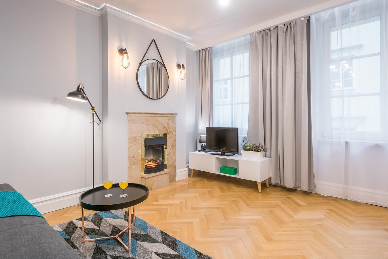 Around Market Square Apartments كراكوفيا المظهر الخارجي الصورة