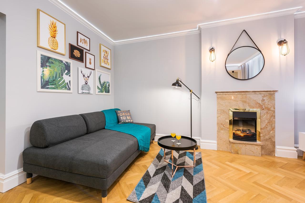 Around Market Square Apartments كراكوفيا المظهر الخارجي الصورة