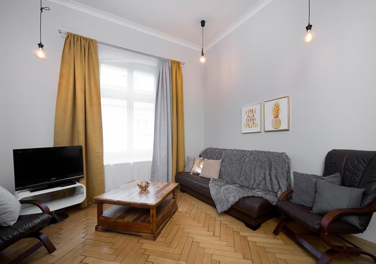 Around Market Square Apartments كراكوفيا المظهر الخارجي الصورة