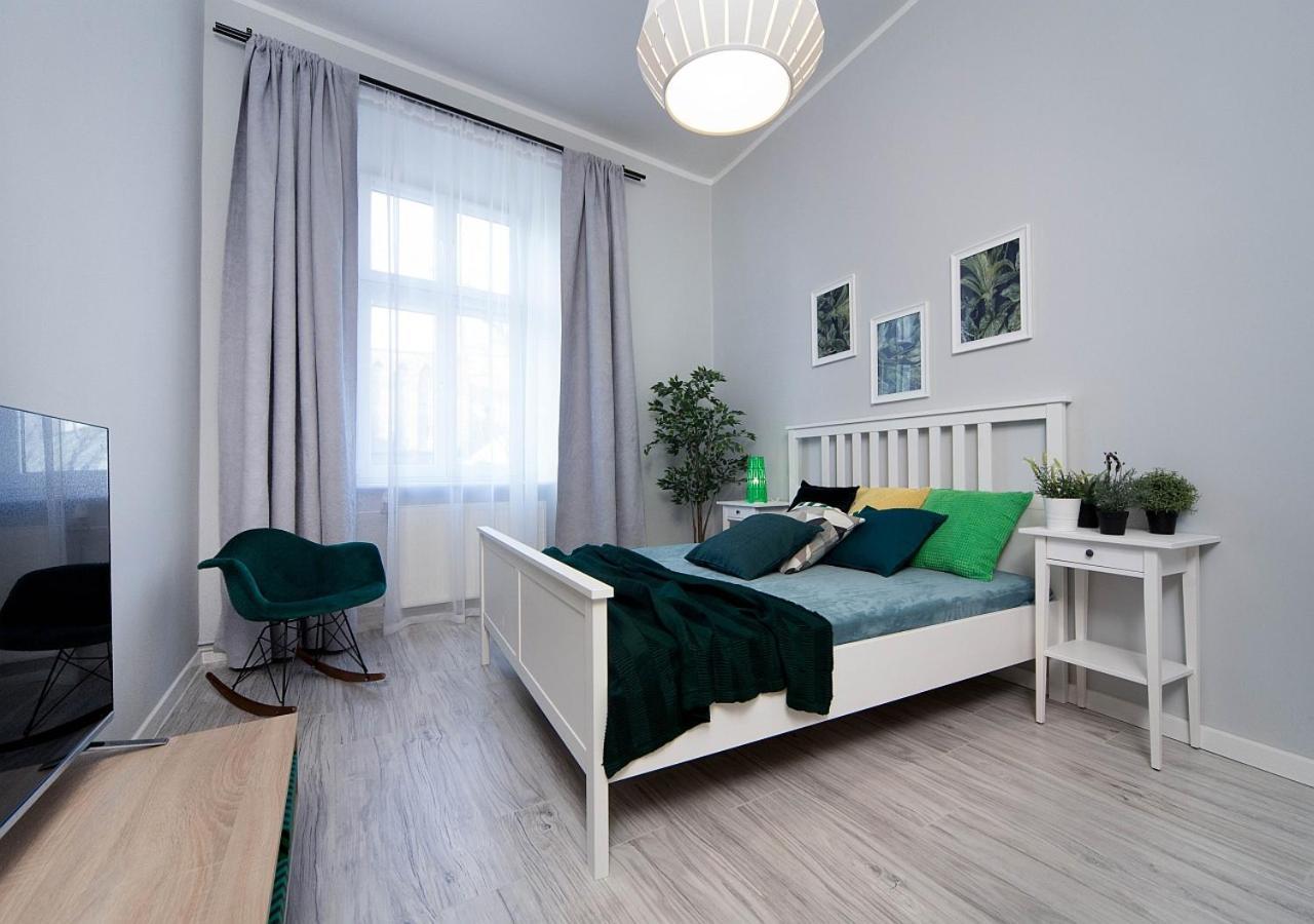 Around Market Square Apartments كراكوفيا المظهر الخارجي الصورة